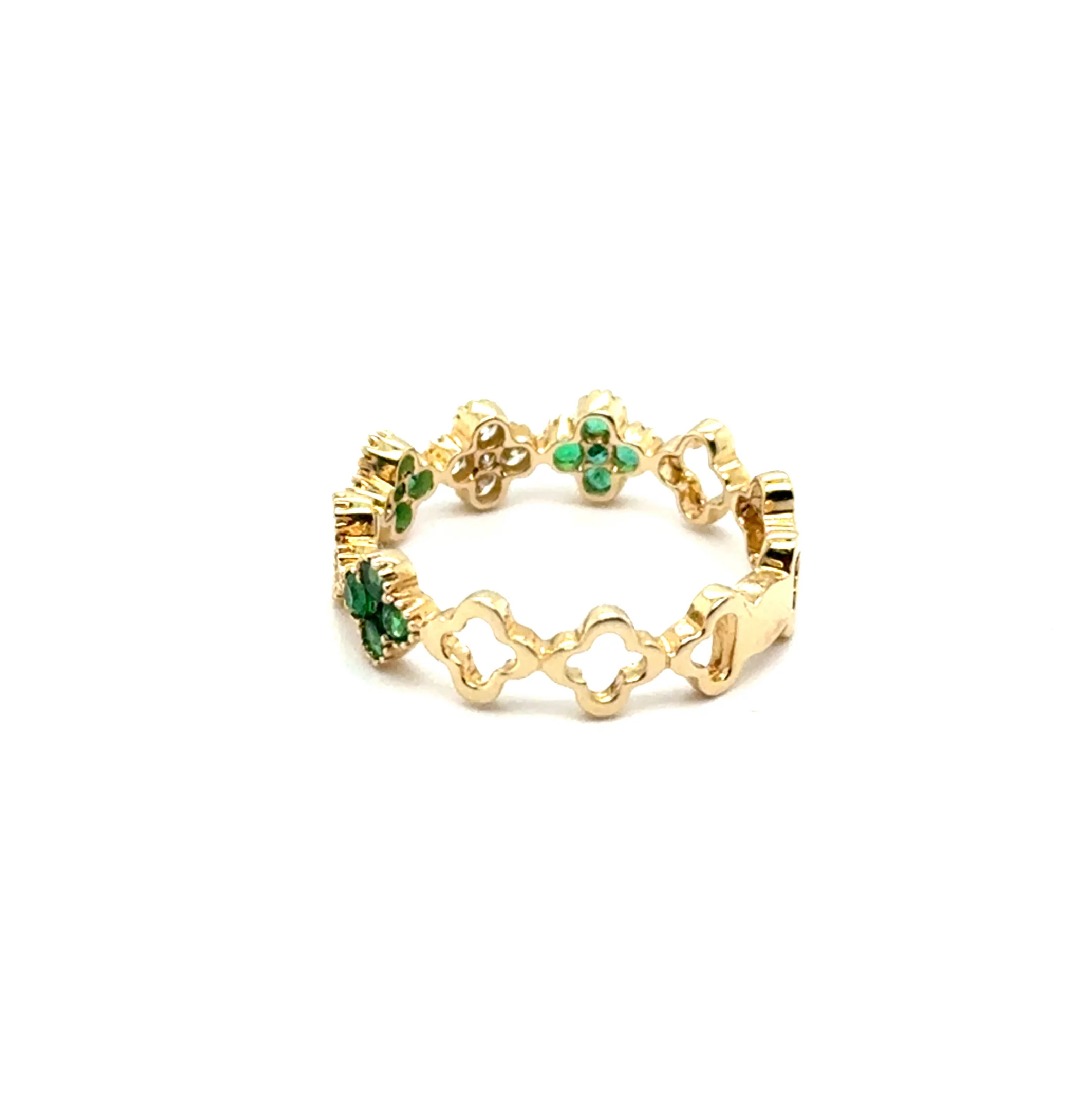 0.67 Cttw 14kt Yellow Gold Emerald And Diamond Band - Image 2