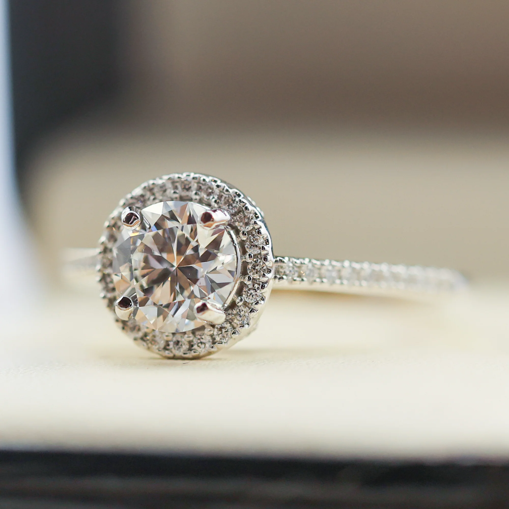 1.00 Carat GIA Certified 14kt White Gold Engagement Ring