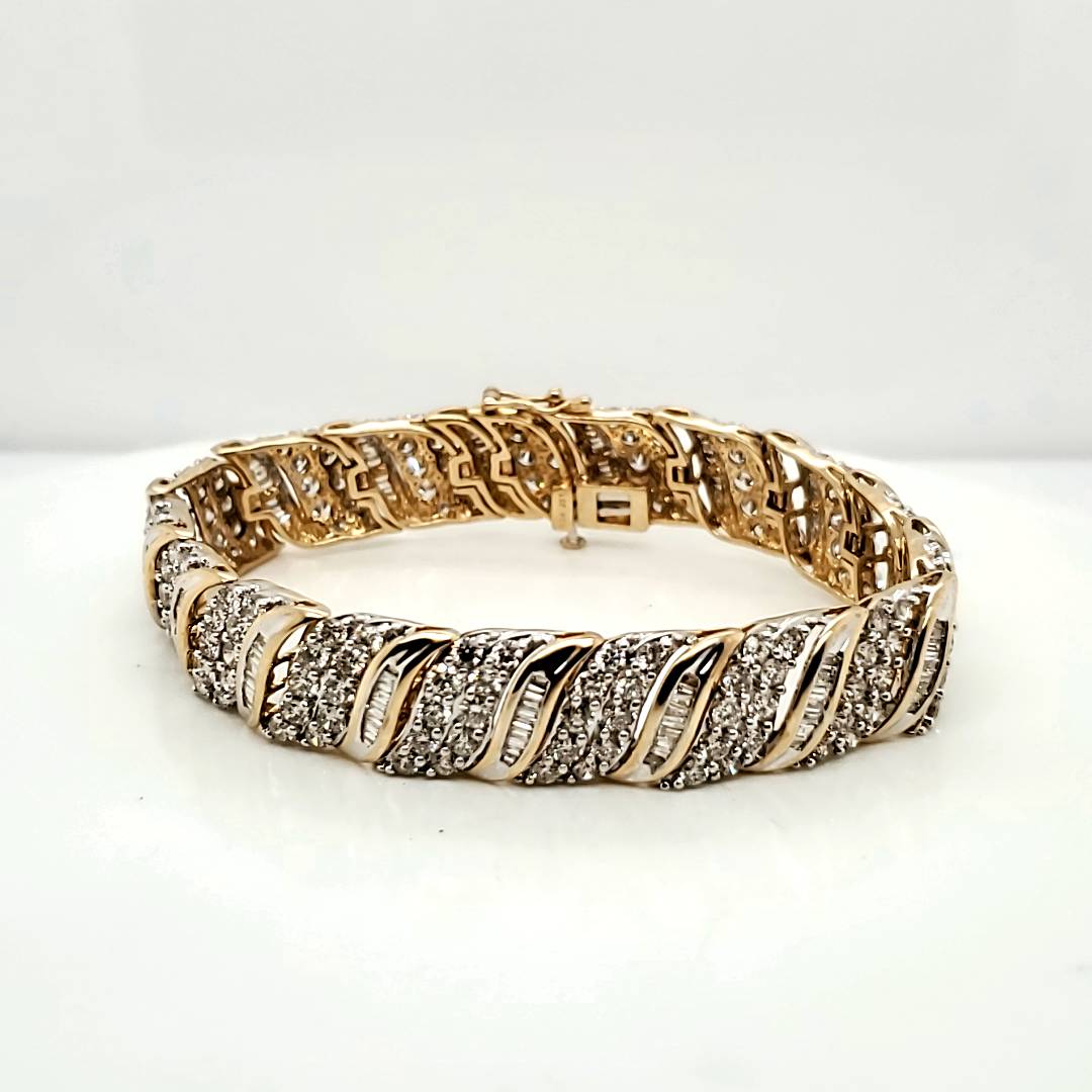10kt Yellow Gold 9.00 Carat Diamond Bracelet