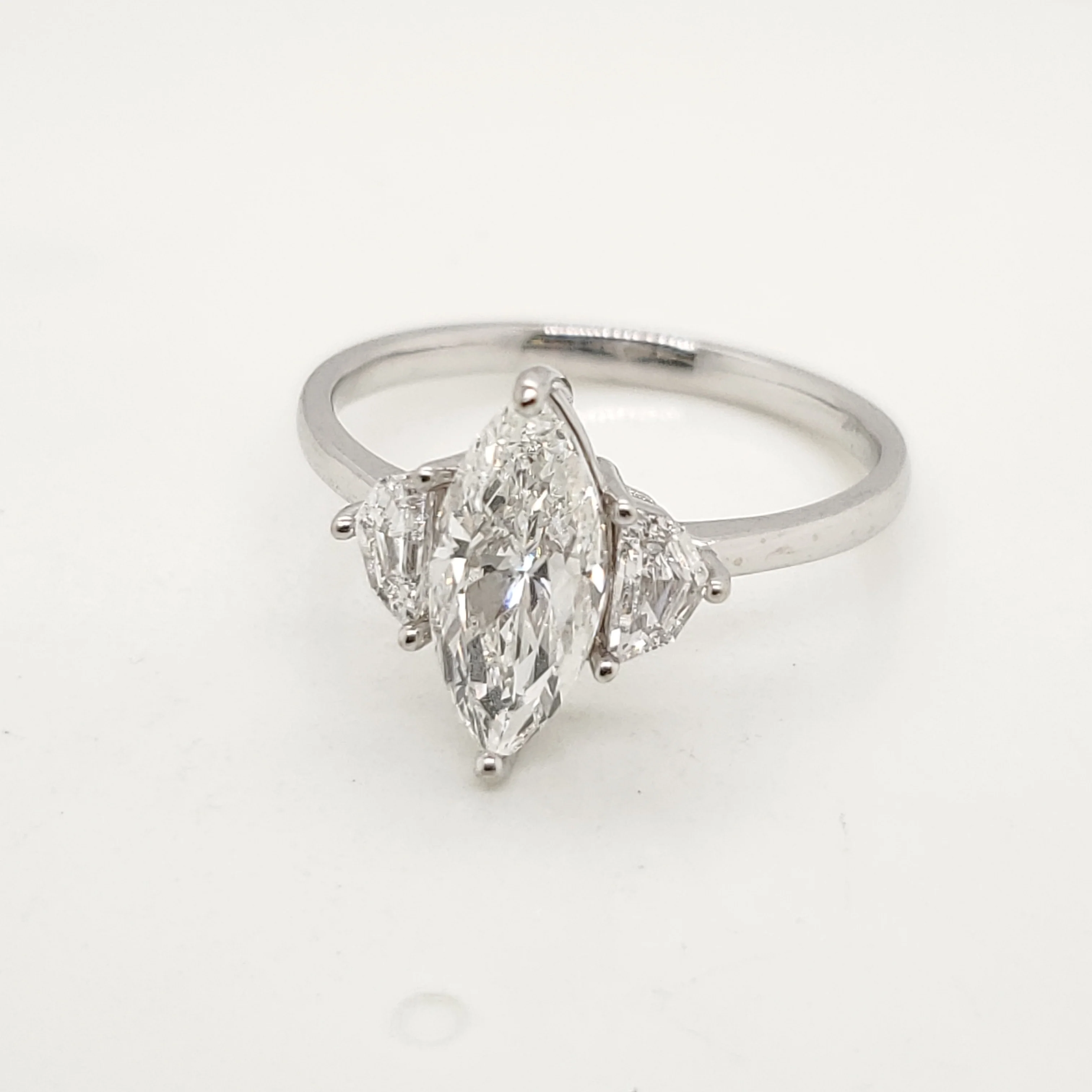 14kt White Gold 1.51 Carat Marquise Cut Diamond Engagement Ring - Image 2