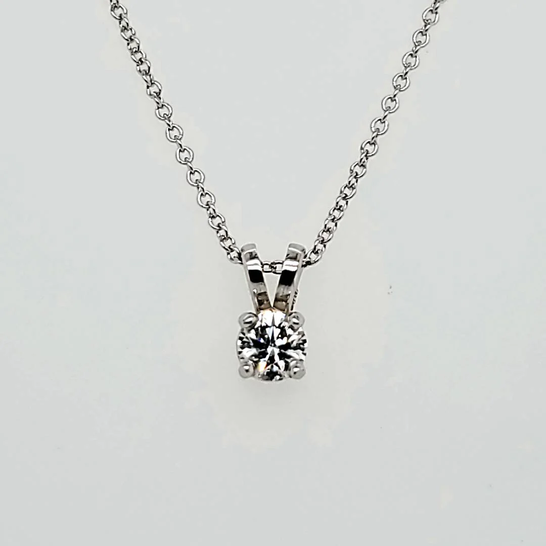14Kt White Gold .25 Carat Round, Brilliant Cut Diamond Solitaire Pendant