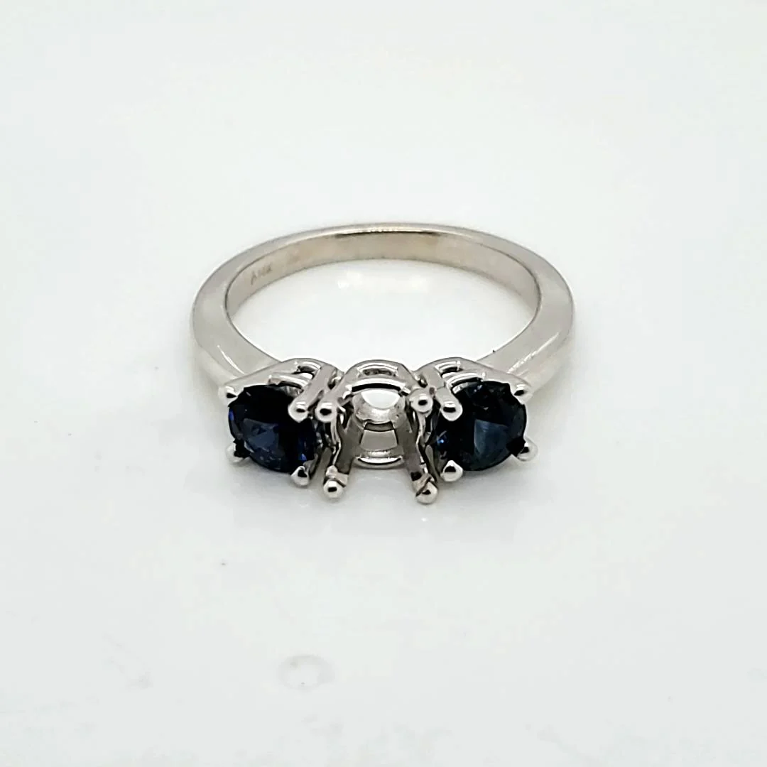 14kt White Gold and Sapphire Engagement Ring Mounting