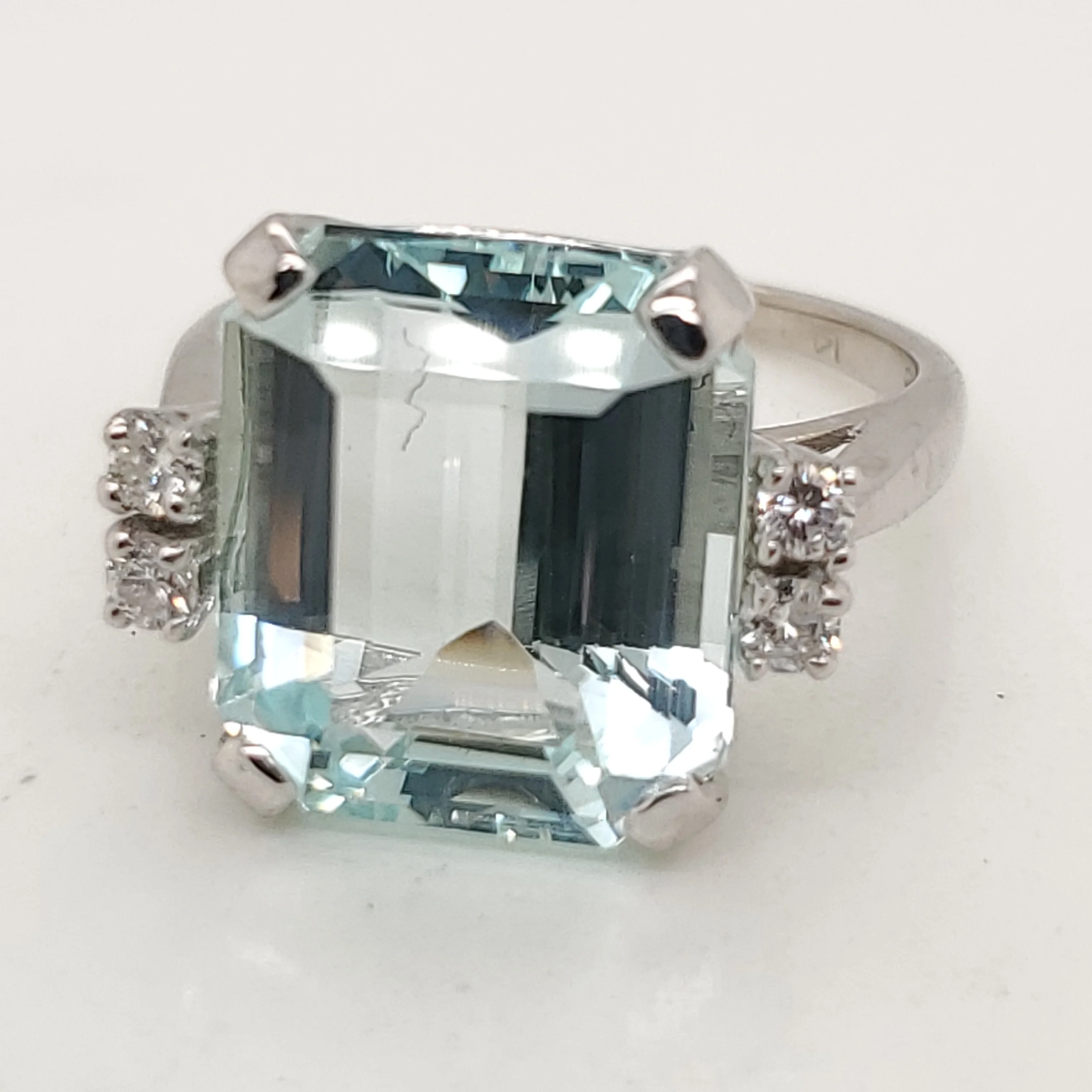 14kt White Gold Aquamarine and Diamond Ring
