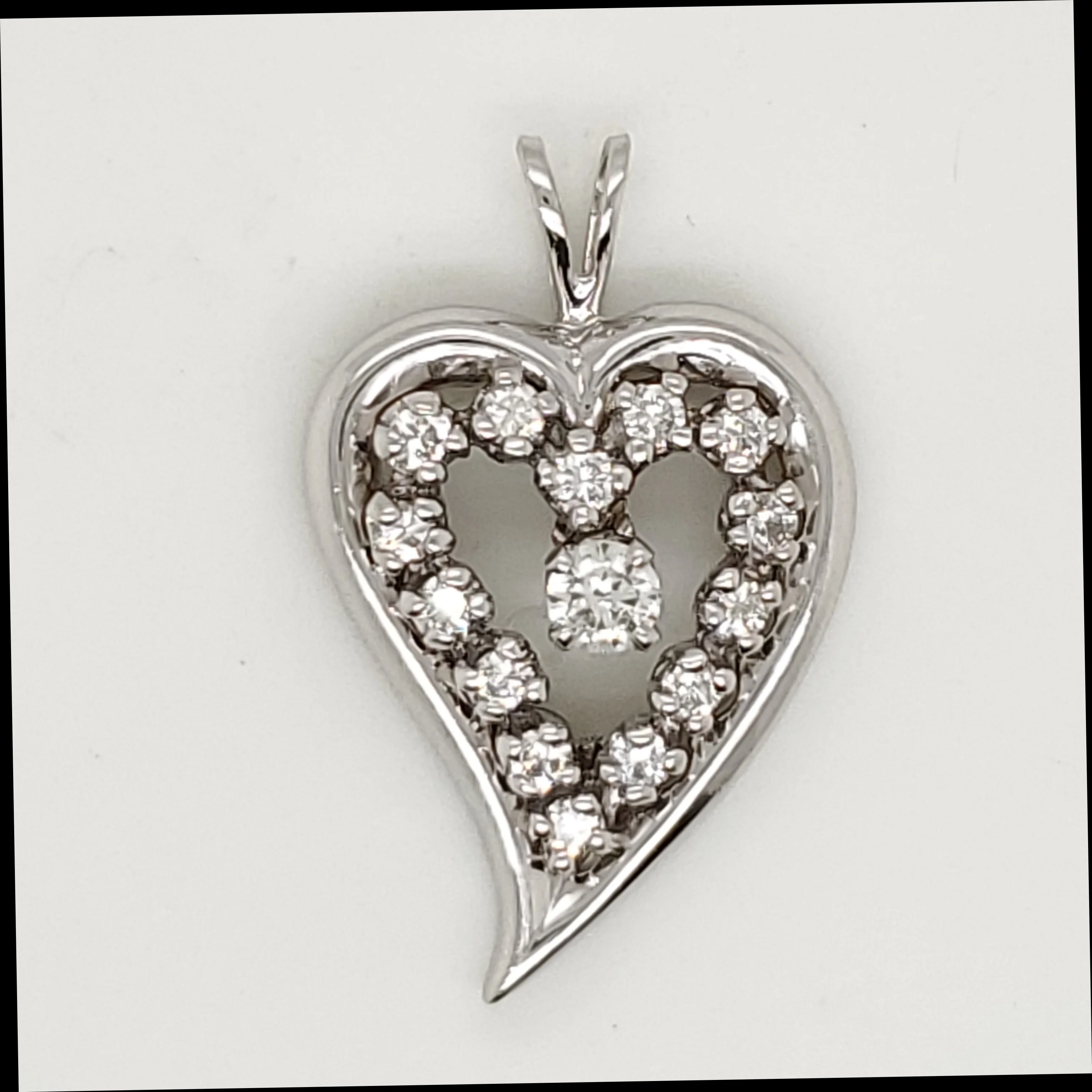 14kt White Gold Diamond Heart Pendant