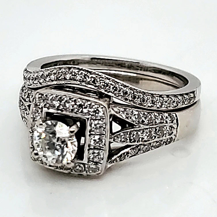 14Kt White Gold Diamond Wedding Set