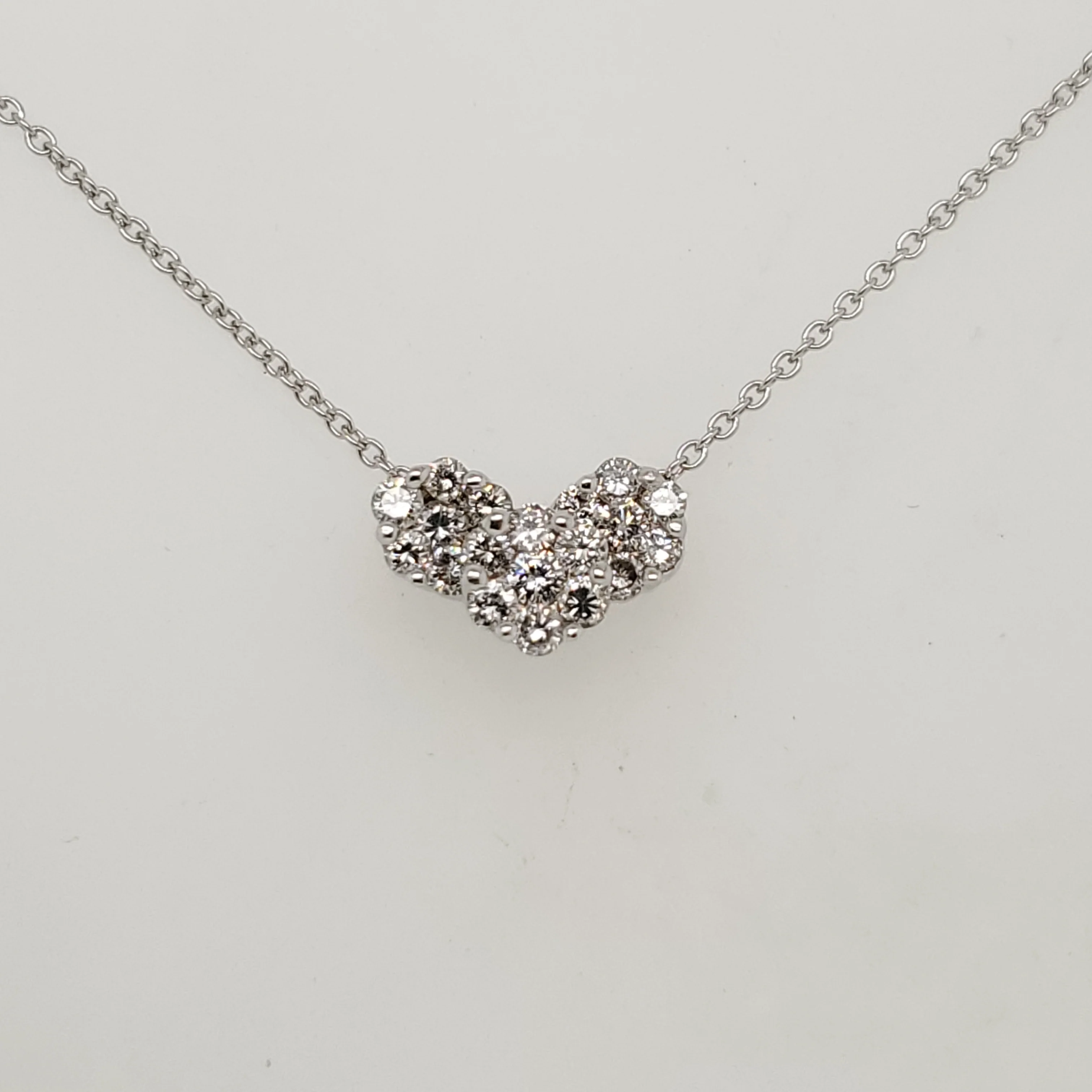 14kt White Gold Round Diamond Pendant Neckalce