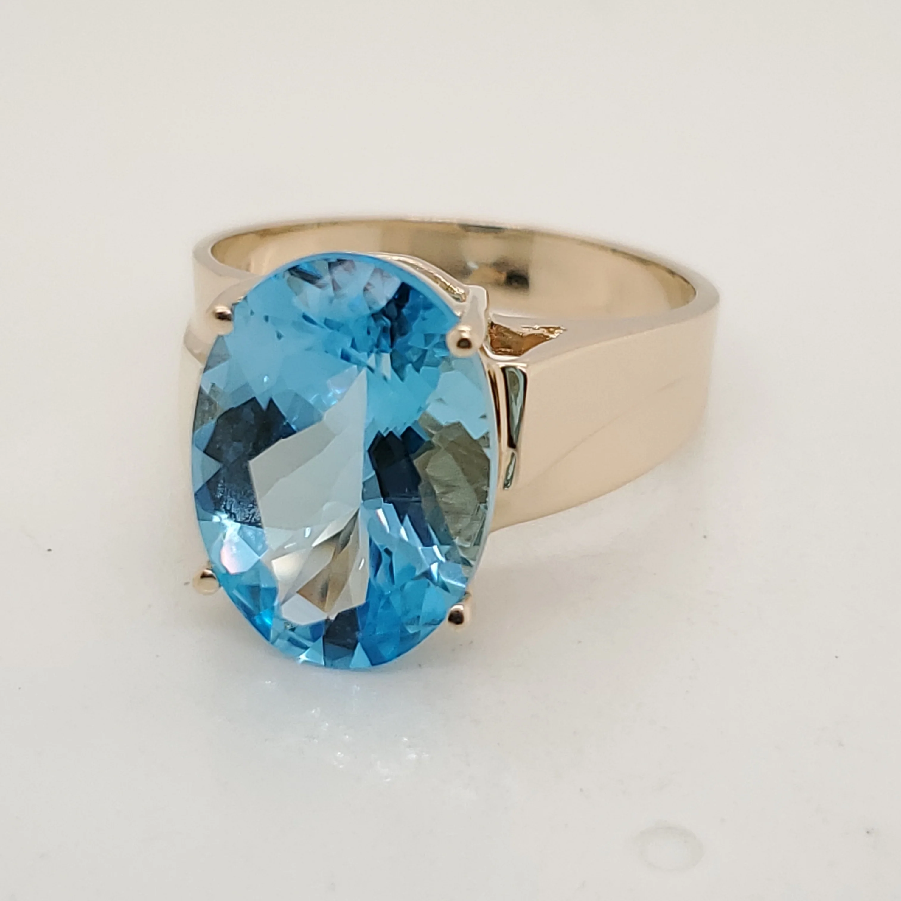 14kt Yellow Gold Blue Topaz and Diamond Ring
