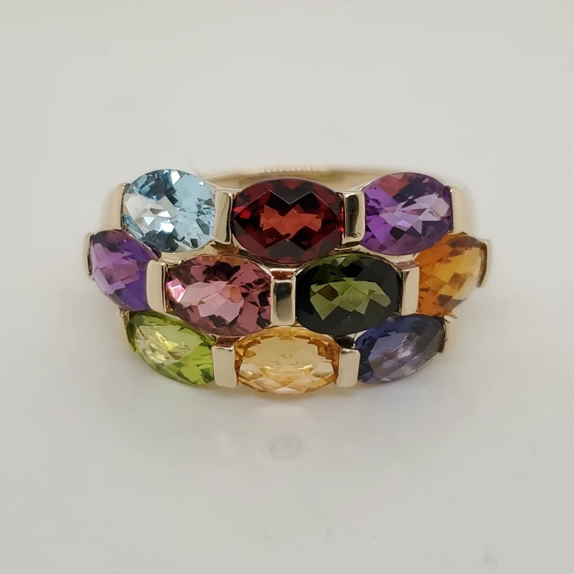 14kt Yellow Gold Gemstone and Diamond Ring