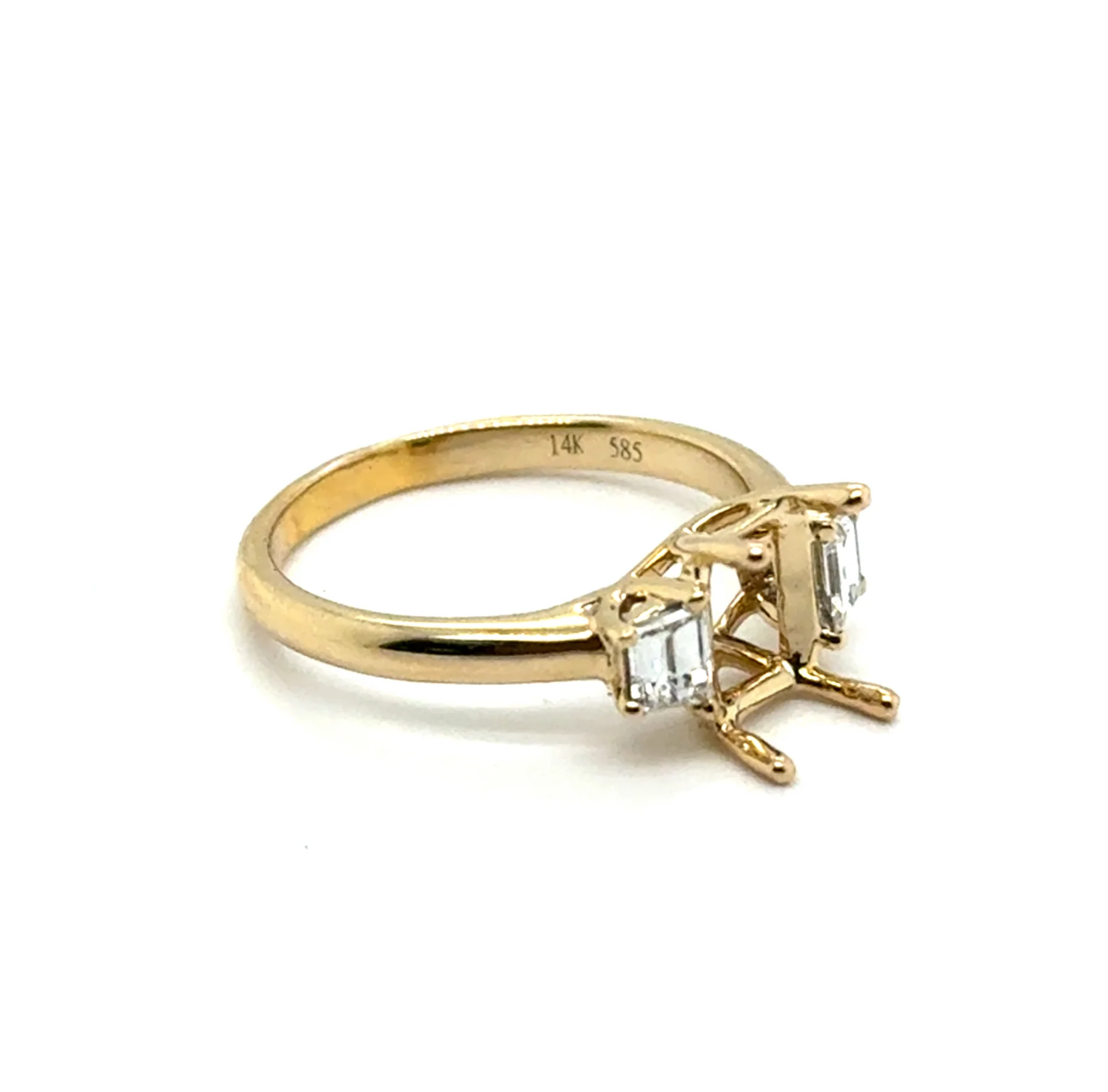 14kt Yellow Gold Trapezoid Cut Diamond Mounting - Image 2