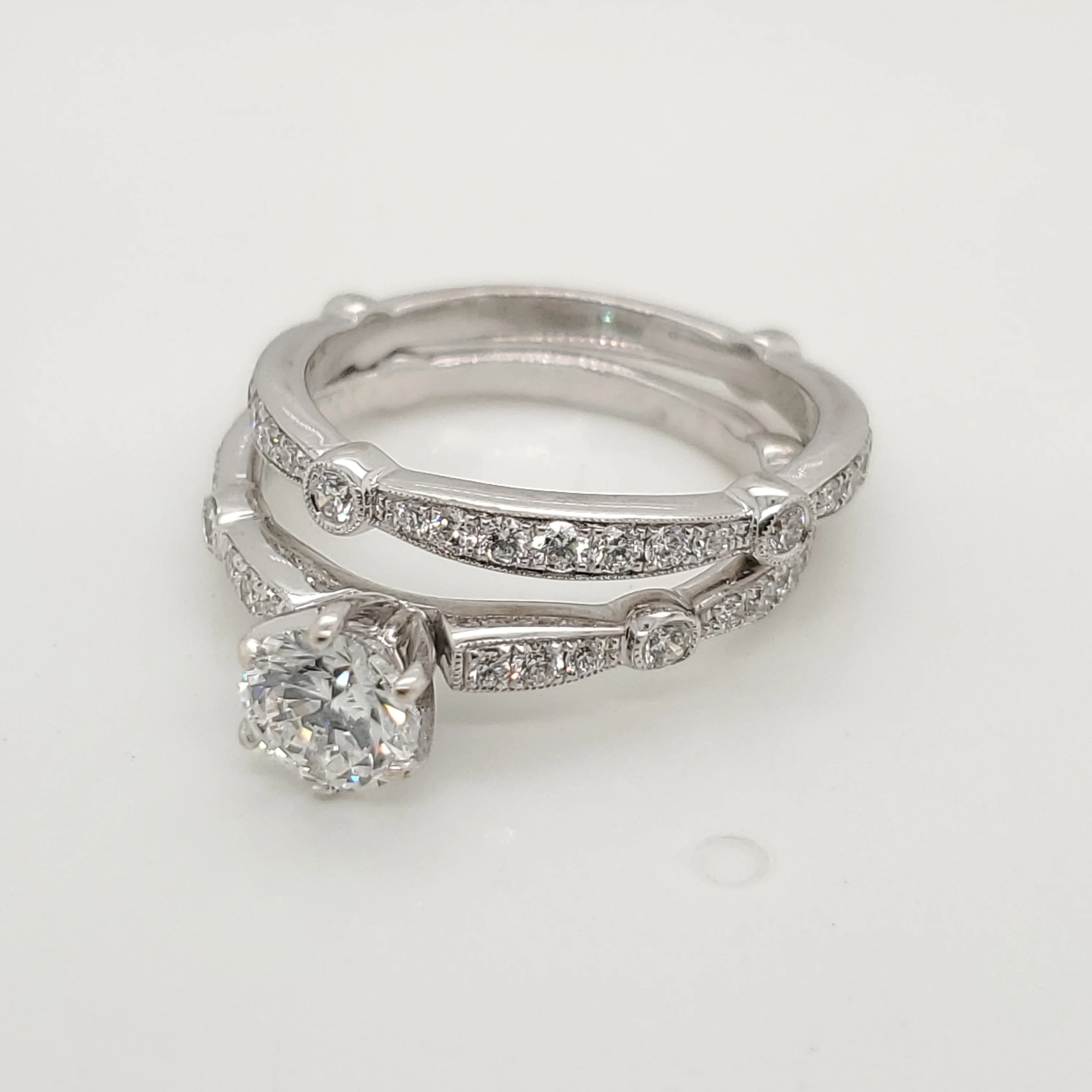 18Kt White Gold 1.10 Carat Total Weight Diamond Wedding Set