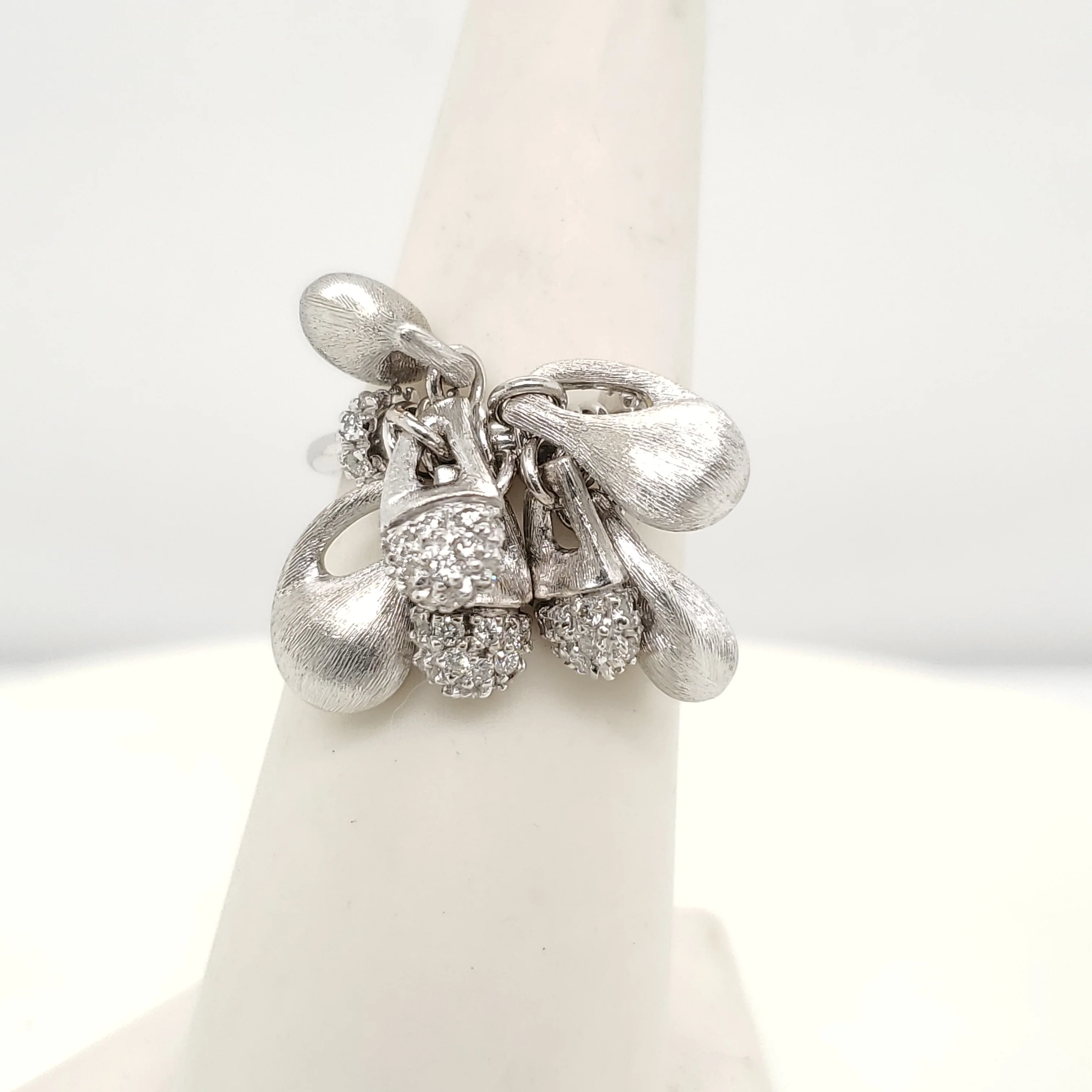 18kt White Gold Dangle Top Diamond Ring - Image 2