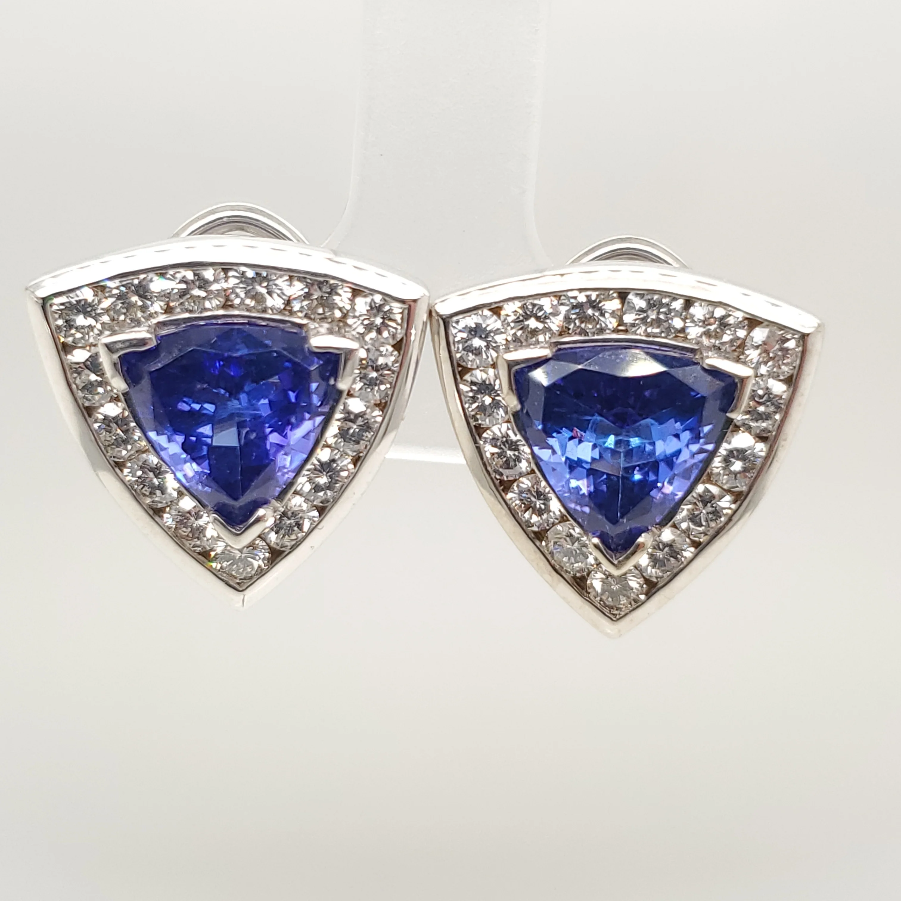 18kt White Gold Tanzanite and Diamond Earrings