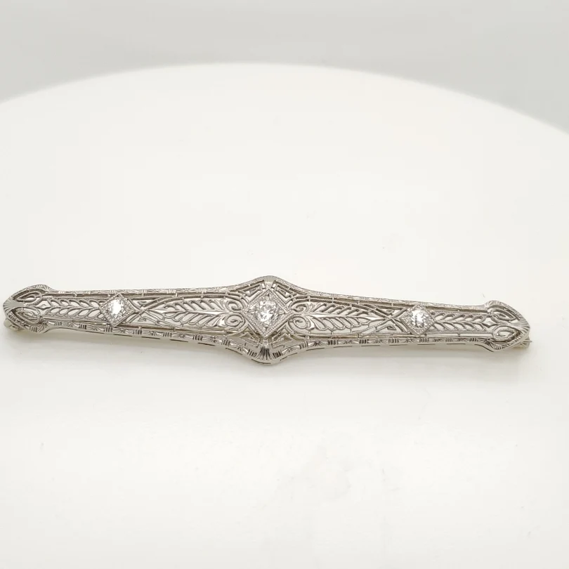 Art Deco 14kt White Gold Filigree Diamond Brooch