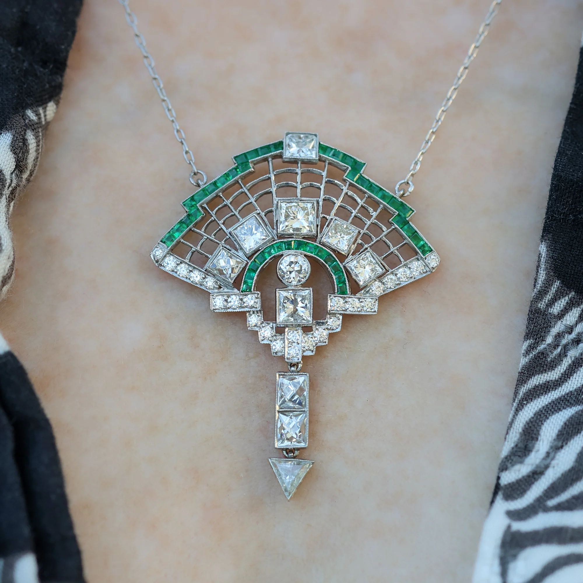 Art Deco Inspired Platinum Diamond and Emerald Necklace - Image 5