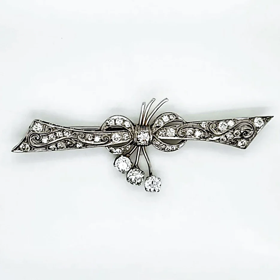 Art Deco Platinum Filigree Diamond Brooch