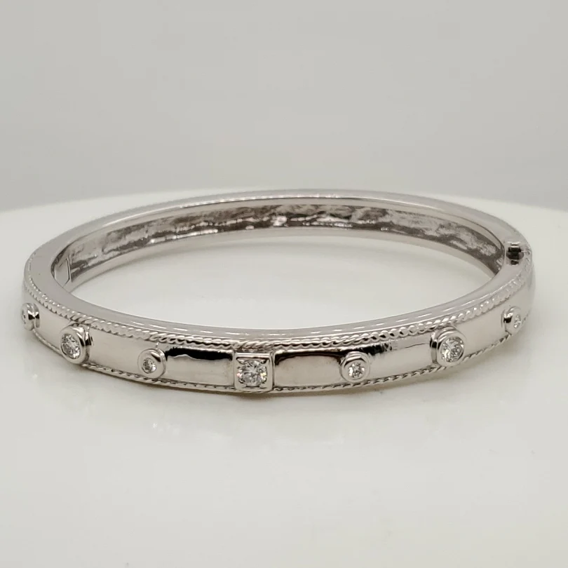 Penny Preville 18kt White Gold and Diamond Bangle Bracelet