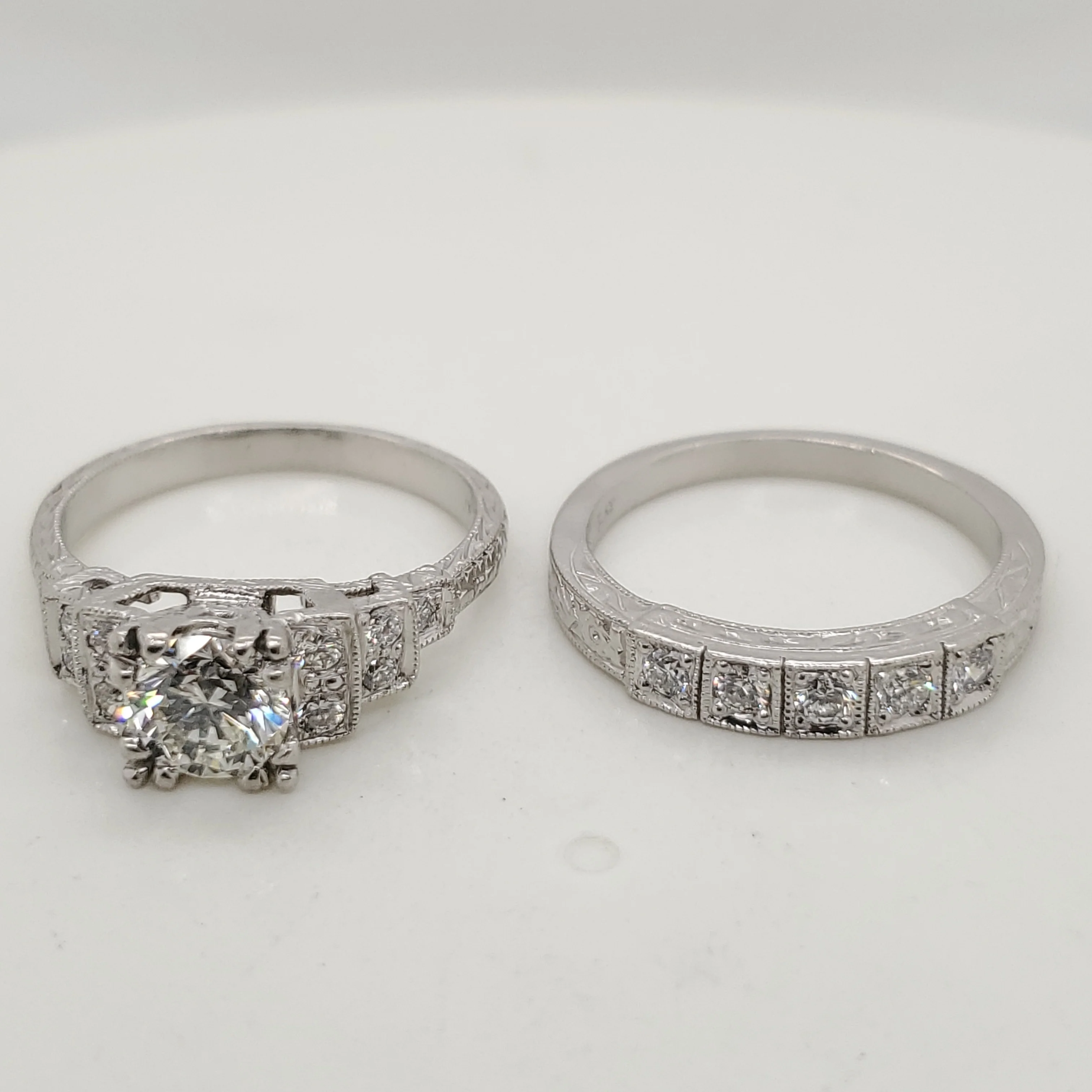 Platinum .90 Carat Round Brilliant Cut Diamond Wedding Set