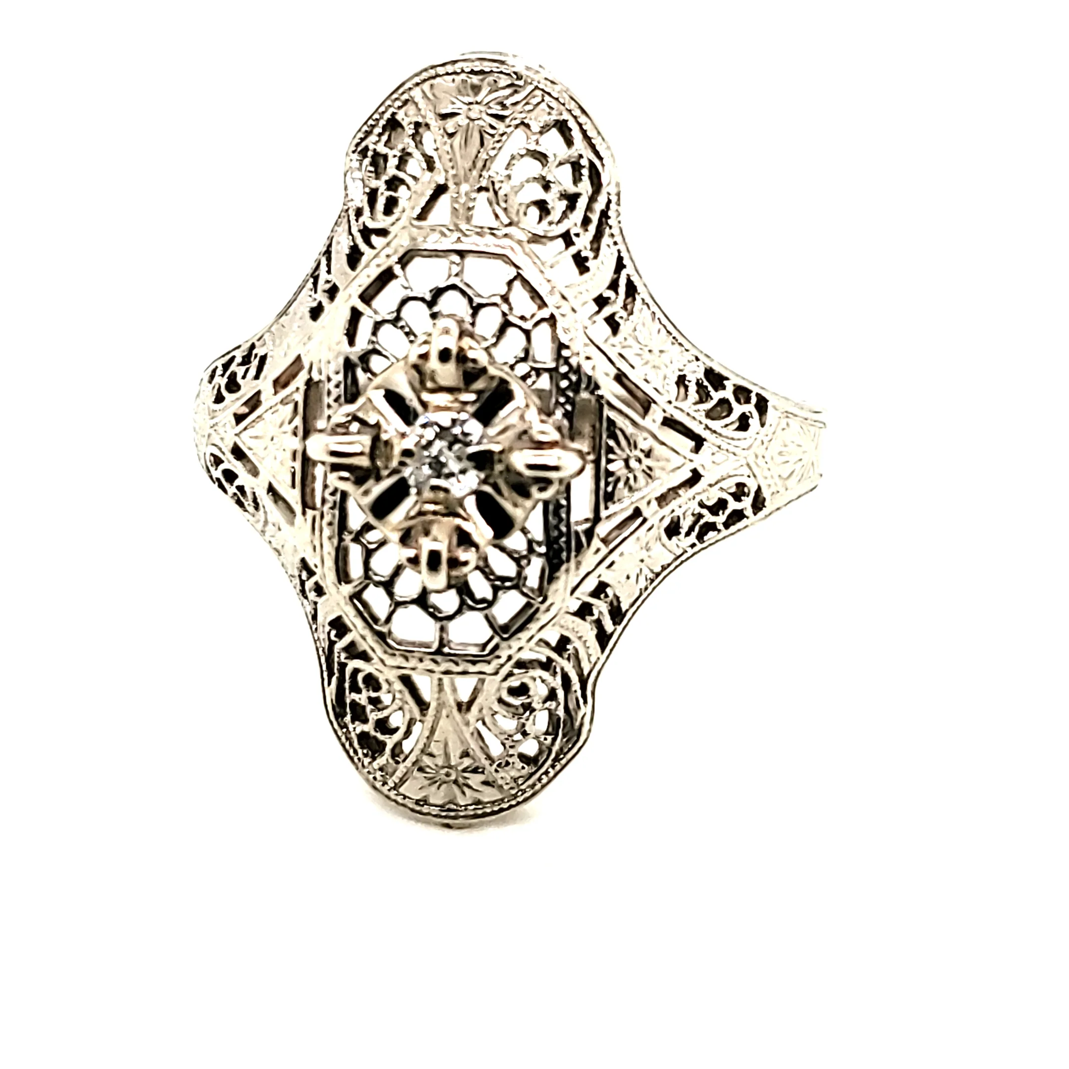 Vintage 14kt White Gold Filigree Diamond Dinner Ring