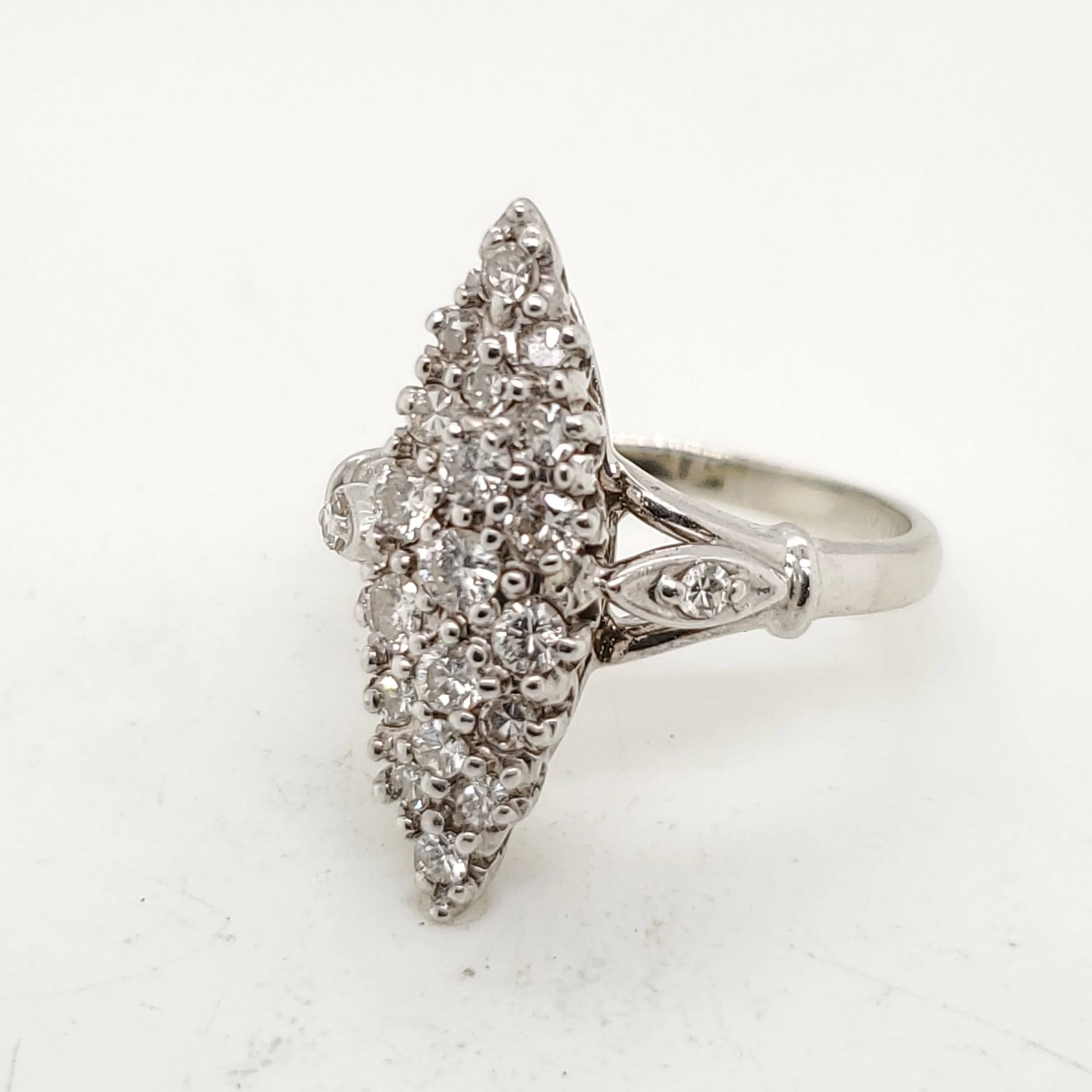 Vintage 14kt White Gold Navette Shaped Ring