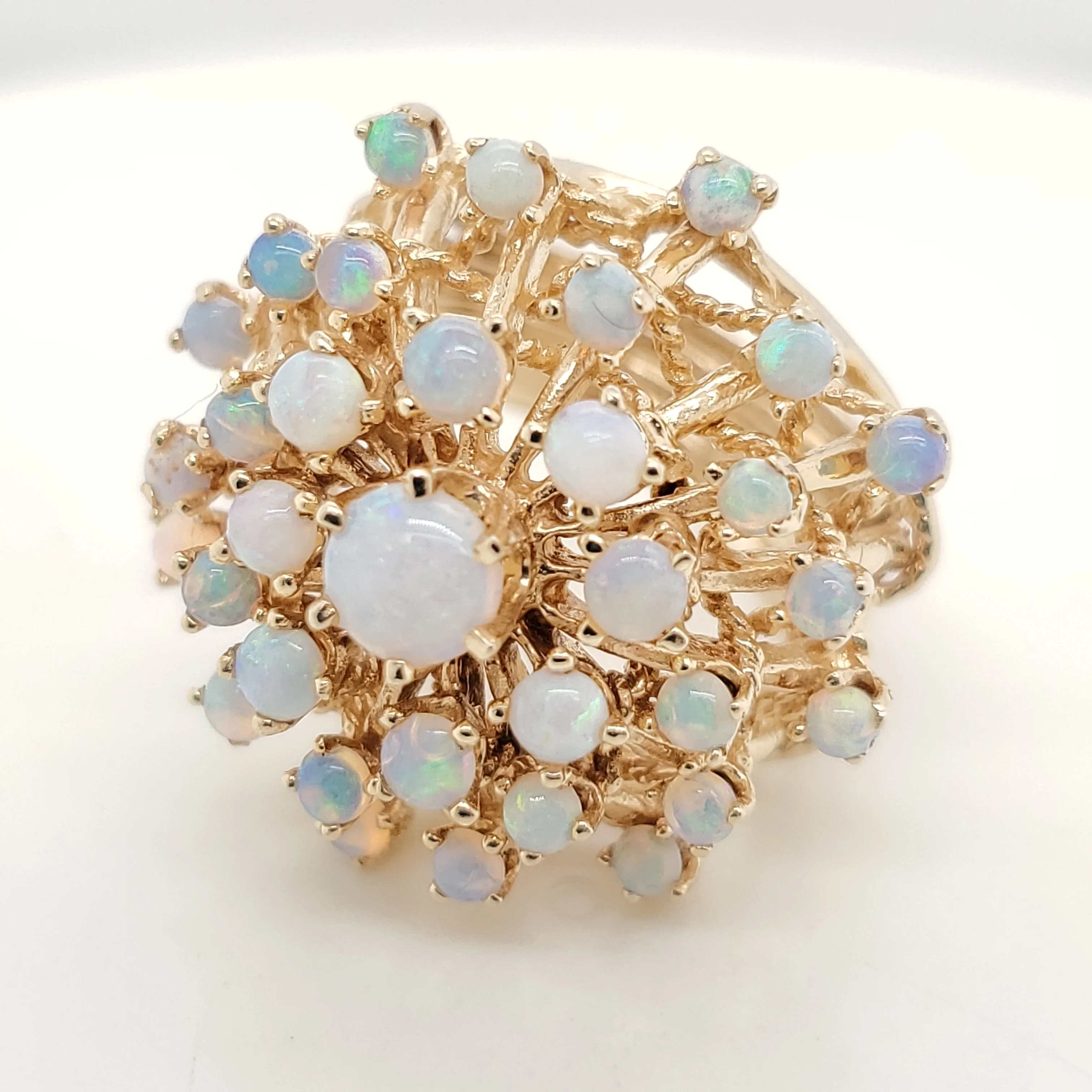 Vintage 14kt Yellow Gold Opal Ring