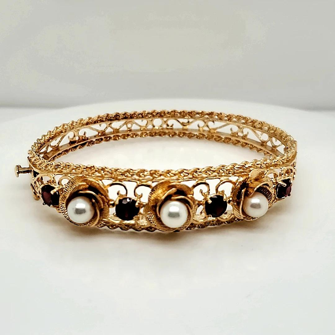 Vintage 14kt Yellow gold Pearl and Garnet Bangle Bracelet