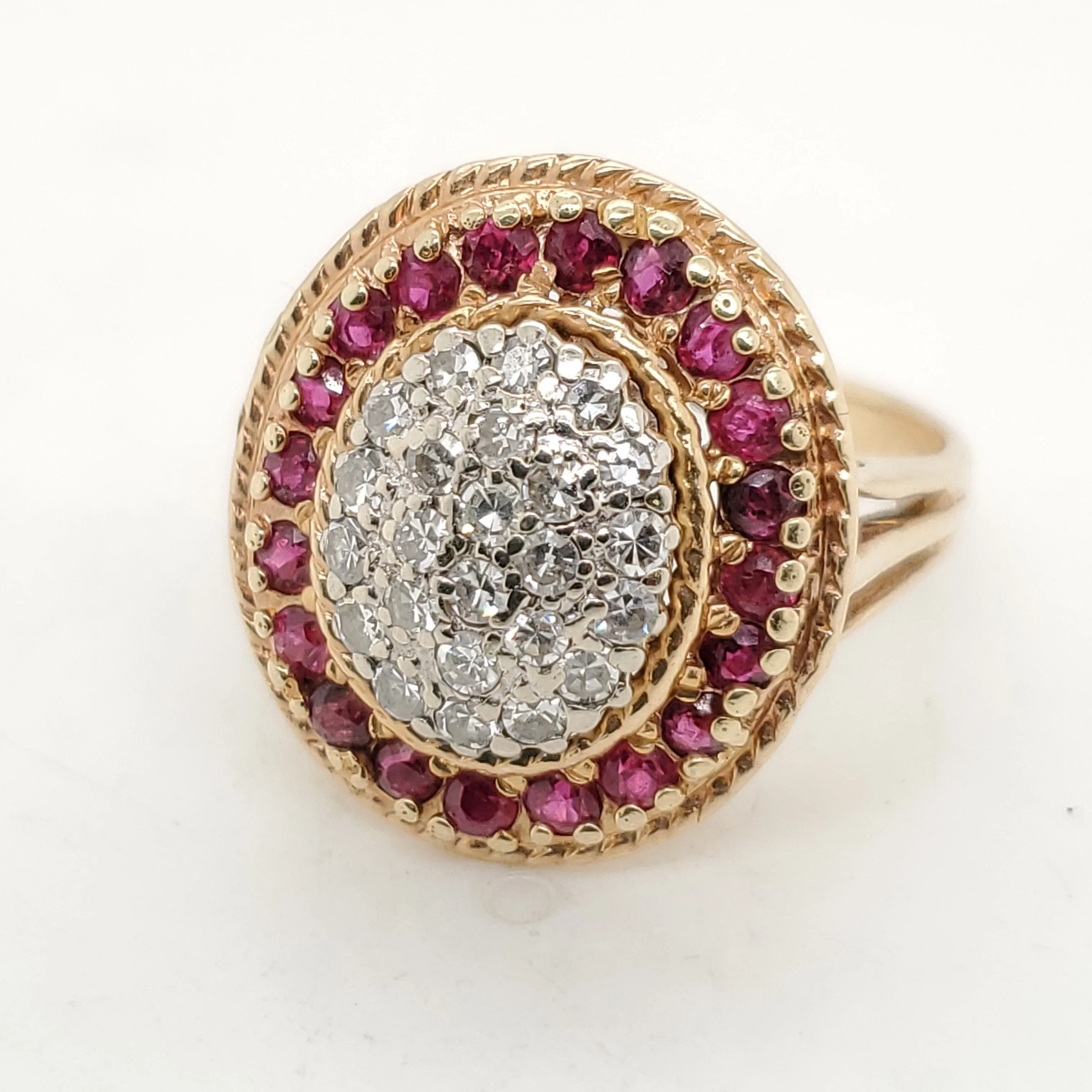 Vintage 14kt Yellow Gold Ruby and Diamond Ring