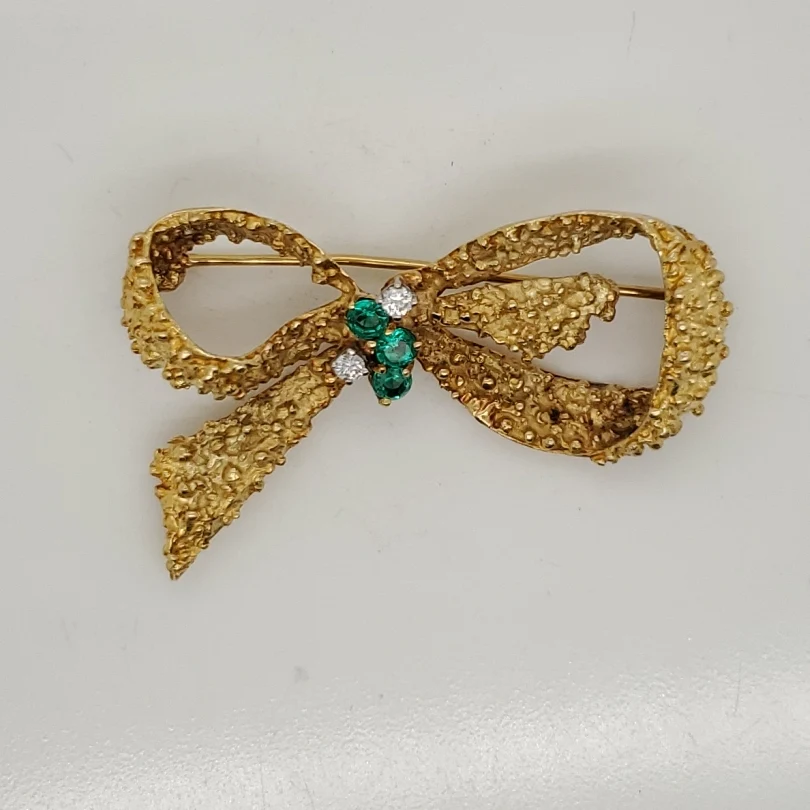 Vintage 18kt Yellow Gold Emerald and Diamond Brooch